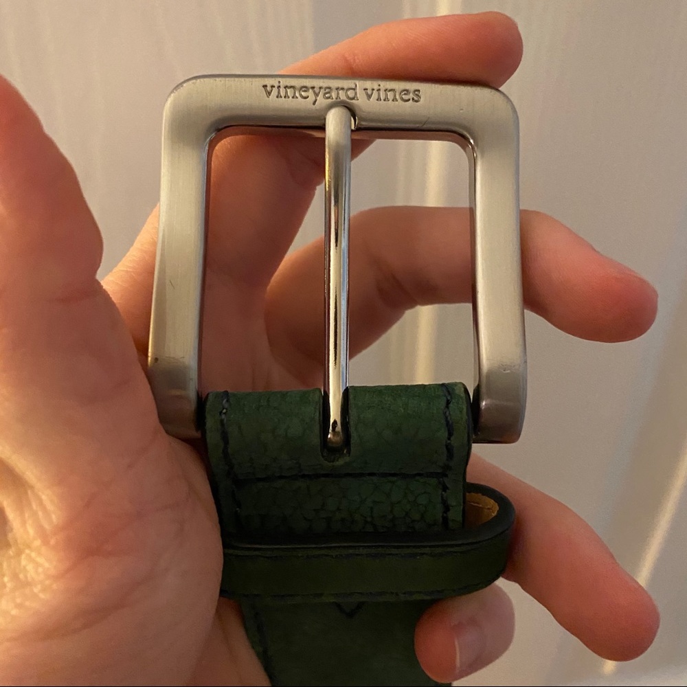NEVER WORN Vineyard Vines Leather Belt!! Size 36!